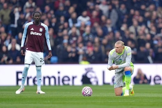 Man City gục ngã trước Aston Villa