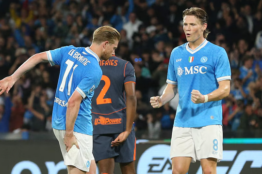 De Bruyne, McTominay giúp Napoli hạ Inter