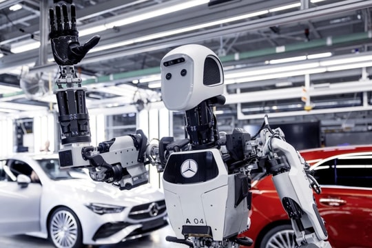 Hãng ôtô kêu gọi ông Trump không đánh thuế robot trong nhà máy