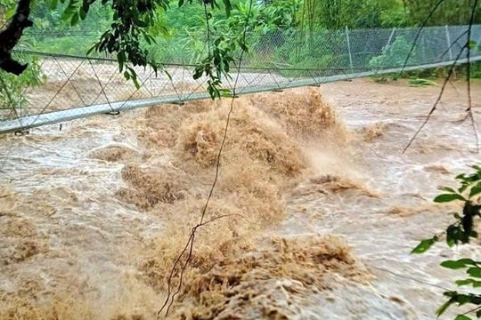Hai người tử vong trong mưa lớn ở Đà Nẵng