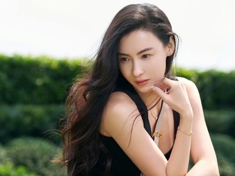 Tuổi thơ cơ cực của Trương Bá Chi