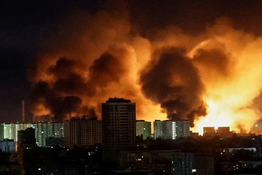 Ukraine tập kích vào thủ đô Moskva, 2 sân bay đóng cửa