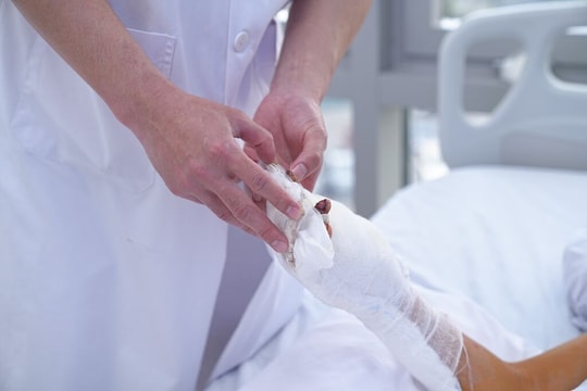 Nam thanh niên bị bỏng nặng khi trộm cắp cáp điện trong khu công nghiệp