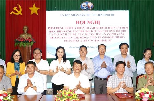 Nhân rộng tinh thần đồng thuận bàn giao mặt bằng Dự án cao tốc Bắc - Nam phía Tây