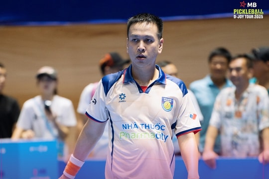 Tranh cãi khi 'Triệu cầu lông' bị xử thua ở chung kết Pickleball