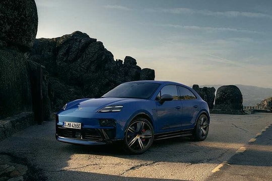 Porsche mất 99% lợi nhuận vì đầu tư mạnh vào xe điện