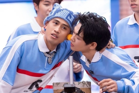 Quán quân Rap Việt đáp trả