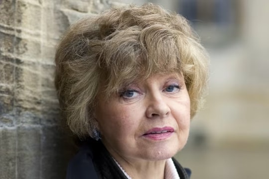 Nữ diễn viên nổi tiếng người Anh Prunella Scales qua đời