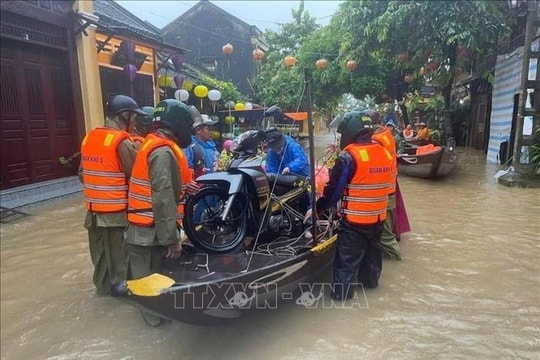 Bí thư Thành ủy Đà Nẵng: Không để bà con đói, rét do mưa lũ