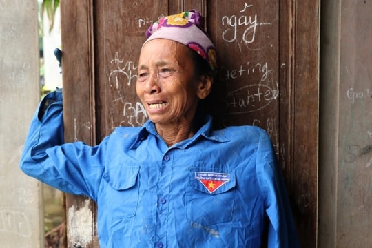 Người phụ nữ "khổ từ trong trứng”, còn một tay, mơ nền nhà cao chống lụt