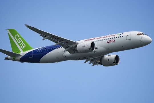 Thương chiến cản đường cất cánh của máy bay 'made in China'