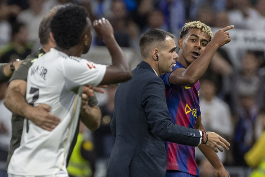 Yamal bình thản giữa tâm bão sau El Clasico