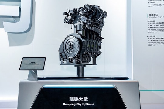 Hãng xe Trung Quốc làm động cơ hybrid tiết kiệm nhất thế giới