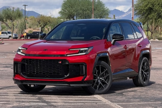 Toyota tăng sản lượng tháng thứ tư liên tiếp