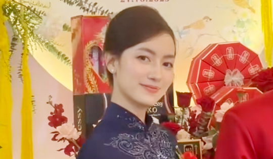 Lộ danh tính "mẹ chồng trẻ nhất Việt Nam": Nhan sắc xinh đẹp, trẻ trung gây bão mạng xã hội