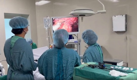 Người đàn ông 48 tuổi mắc u lách hiếm, được phẫu thuật thành công