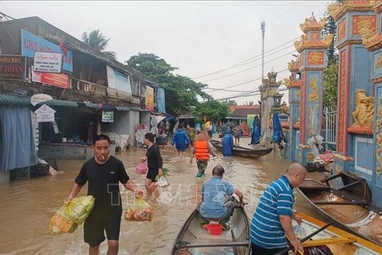 Xuất cấp lương thực, vật tư dự trữ quốc gia hỗ trợ thành phố Huế