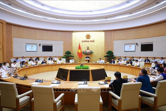 Thủ tướng chủ trì họp Chính phủ để đánh giá việc vận hành mô hình chính quyền địa phương 2 cấp