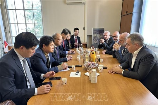 Thúc đẩy hợp tác nông nghiệp, giáo dục và ứng phó biến đổi khí hậu giữa Việt Nam - Pháp