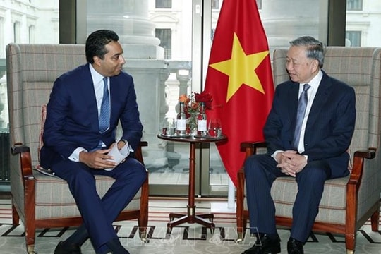 Tổng Bí thư tiếp Tổng giám đốc kiêm Giám đốc Khối Khách hàng Doanh nghiệp và Đầu tư, Ngân hàng Standard Charter