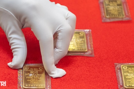 Người mua vàng lỗ 11,5 triệu đồng/lượng nếu “đu đỉnh”