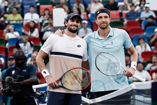 Anh em họ Vacherot - Rinderknech tái đấu ở Paris Masters