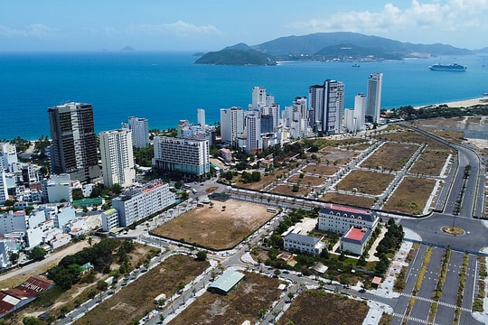 Tạm giữ hơn 1.400 sổ hồng trong vụ án Tập đoàn Phúc Sơn tại Nha Trang