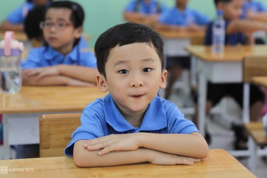 Tiếng Anh sẽ thành môn bắt buộc từ lớp 1