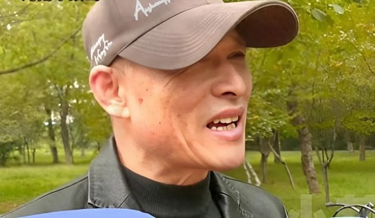 Chồng tìm lại mối tình đầu sau 27 năm, vợ hết lòng ủng hộ