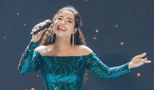 Phương Nhung trở lại với đêm nhạc kỷ niệm 20 năm: 'Mắt Nhung' không chỉ là tên gọi