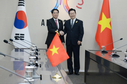 Chủ tịch nước Lương Cường hội đàm với Tổng thống Hàn Quốc Lee Jae-myung
