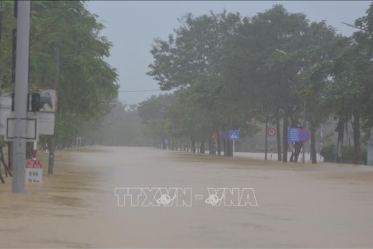 Dự báo miền Trung tiếp tục có mưa lớn diện rộng từ ngày 30/10 - 4/11