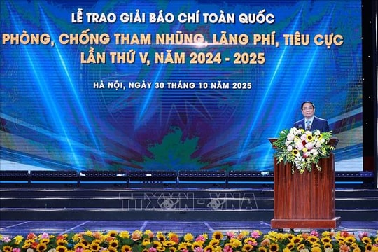 Thủ tướng Phạm Minh Chính: Người làm báo vững vàng và quyết liệt phòng, chống tham nhũng