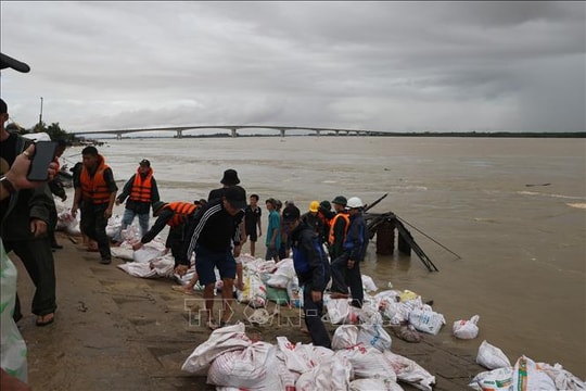 Đà Nẵng chỉ đạo tập trung khắc phục thiệt hại do mưa lũ lớn