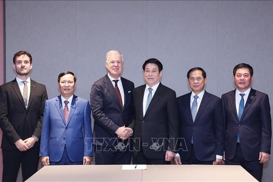 Chủ tịch nước Lương Cường tiếp Tổng Thư ký Phòng Thương mại Quốc tế