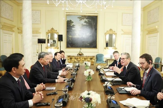 Thủ tướng Anh chủ trì Lễ đón chính thức và hội đàm với Tổng Bí thư Tô Lâm