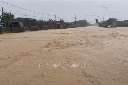 Hà Tĩnh mưa lớn gây ngập lụt cục bộ ở một số địa phương