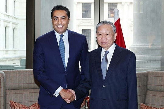 Tổng Bí thư đề nghị Standard Chartered hỗ trợ Việt Nam phát hành trái phiếu