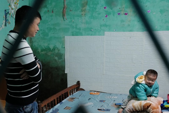 Kiến nghị đưa 'lương tối thiểu đủ sống' vào văn kiện Đại hội 14