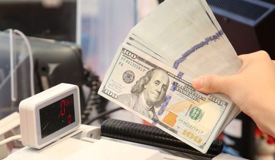 Ngân hàng Nhà nước mạnh tay với tình trạng mua, bán USD trái phép