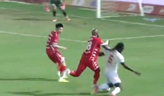 Cần xem xét lại công tác trọng tài trận Hồng Lĩnh Hà Tĩnh gặp Hải Phòng