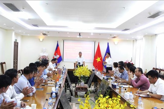 Trí thức người Việt tại Campuchia tâm đắc tư tưởng 'lấy dân làm gốc'