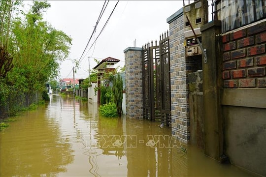 Mưa lớn kéo dài, nhiều địa phương tại Quảng Trị bị ngập sâu