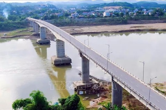 Phú Thọ yêu cầu khắc phục xong hư hỏng cầu Sông Lô trước mùa mưa năm 2026