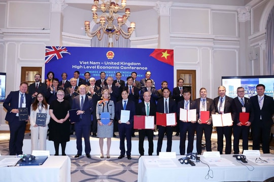 Việt Nam thỏa thuận hợp tác chiến lược với các đối tác toàn cầu