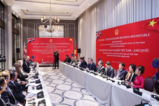 Việt Nam và Anh nâng cấp quan hệ lên Đối tác Chiến lược toàn diện, thúc đẩy hợp tác sâu rộng trong tài chính, thương mại và phát triển bền vững