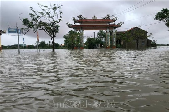 Hà Nội hỗ trợ 3 tỉnh, thành miền Trung 30 tỷ đồng khắc phục hậu quả mưa lũ