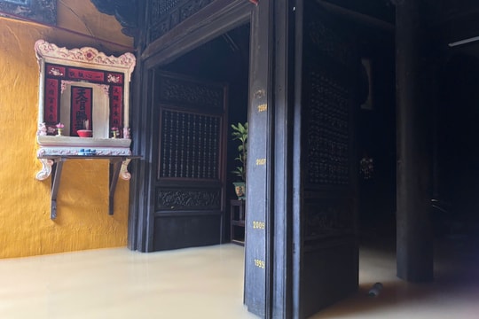 Nhà cổ 300 năm ghi dấu các mốc lũ lịch sử ở Hội An