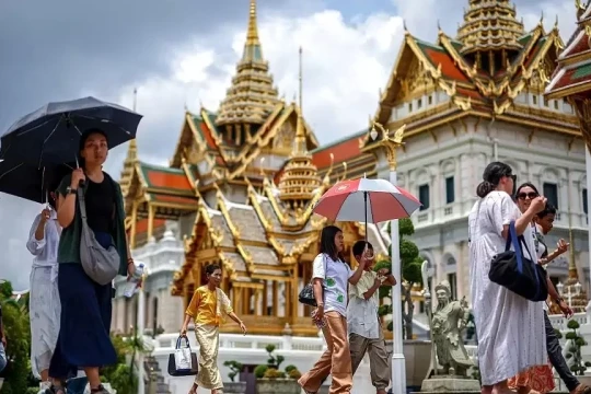 Lưu ý du lịch Thái Lan trong năm để tang Hoàng Thái hậu