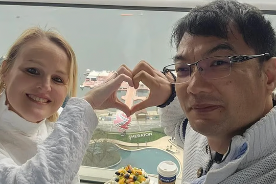 Chuyện tình của chàng khiếm thị và nữ tiến sĩ Mỹ